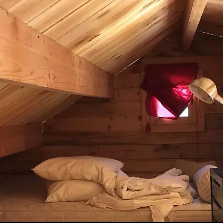 Un Avec Jardin à 1km De La Chalet